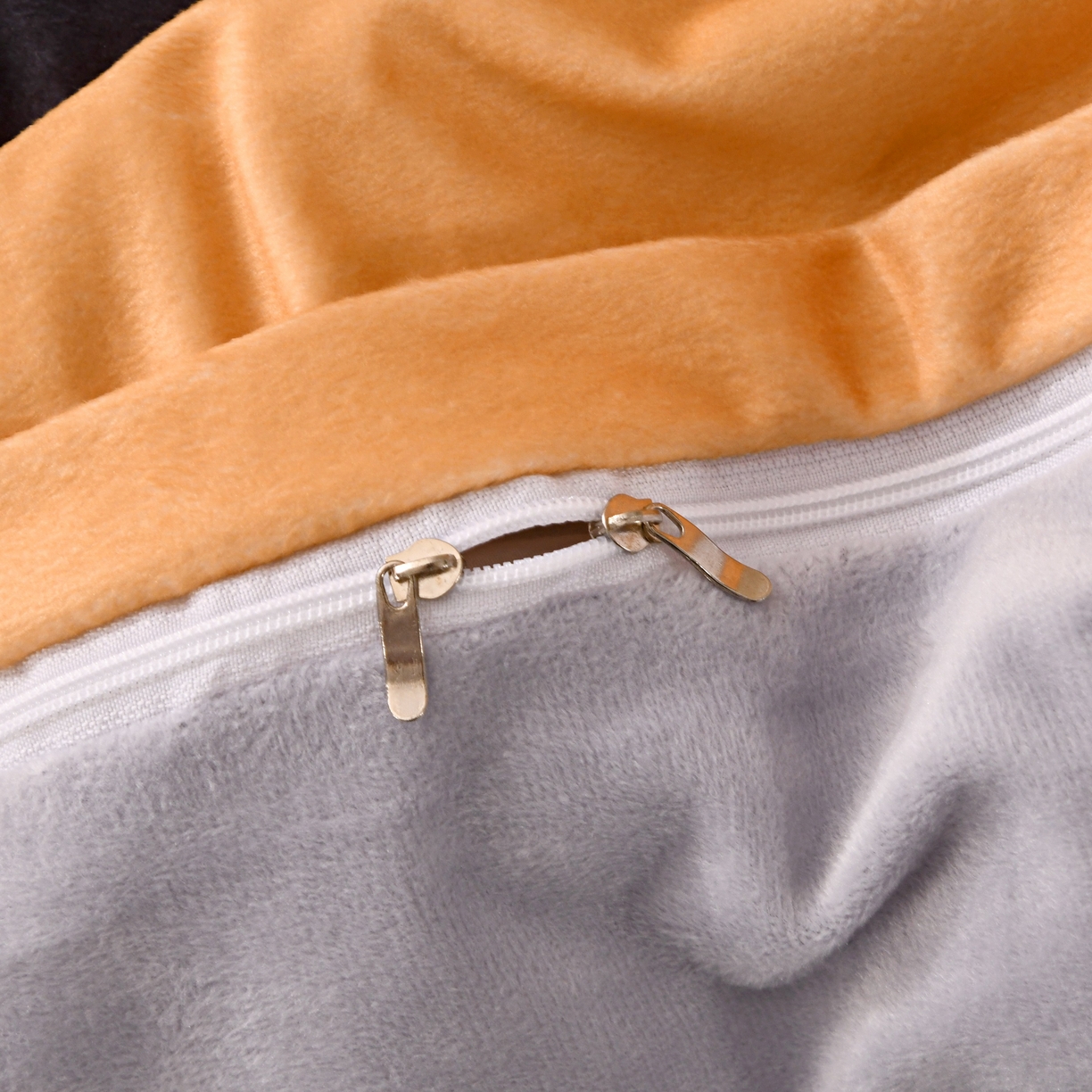 91家纺网 家纺一手货源 找家纺 爵仕家纺 2025新款跨境轻奢外贸加绒秋冬保暖宝宝绒水晶绒抗静电不掉毛四件套床单被套 香水