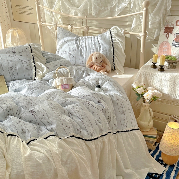 91家纺网 家纺一手货源 找家纺 阿曼达 2025新款韩系法式慵懒氛围感印花泡芙花边四件套（专版花型）-樱花泡芙樱花泡芙-香榭蓝