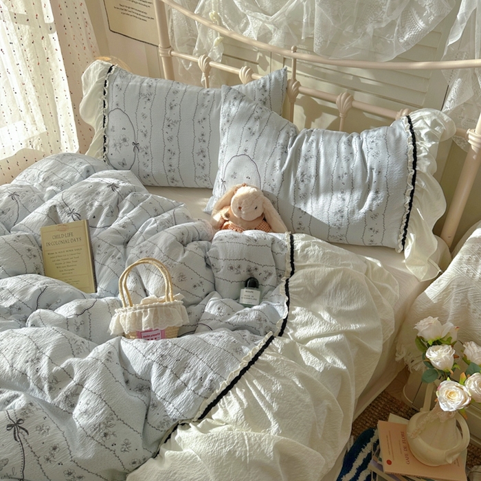 91家纺网 家纺一手货源 找家纺 阿曼达 2025新款韩系法式慵懒氛围感印花泡芙花边四件套（专版花型）-樱花泡芙樱花泡芙-香榭蓝