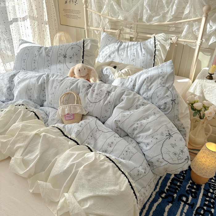 91家纺网 家纺一手货源 找家纺 阿曼达 2025新款韩系法式慵懒氛围感印花泡芙花边四件套（专版花型）-樱花泡芙樱花泡芙-香榭蓝