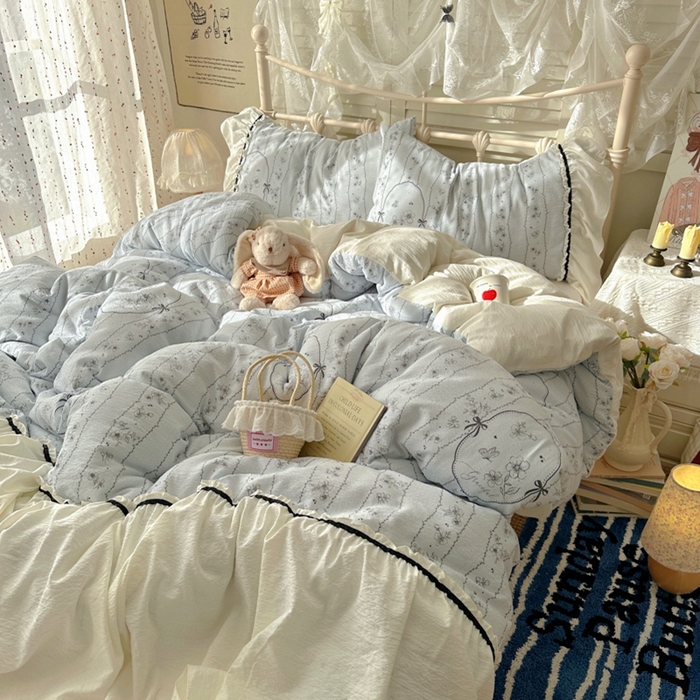 91家纺网 家纺一手货源 找家纺 阿曼达 2025新款韩系法式慵懒氛围感印花泡芙花边四件套（专版花型）-樱花泡芙樱花泡芙-香榭蓝