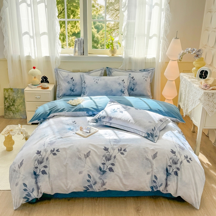 91家纺网 家纺一手货源 找家纺 红日子纺织品 2025新款全棉纯棉数码印花四件套 淡雅清风-蓝