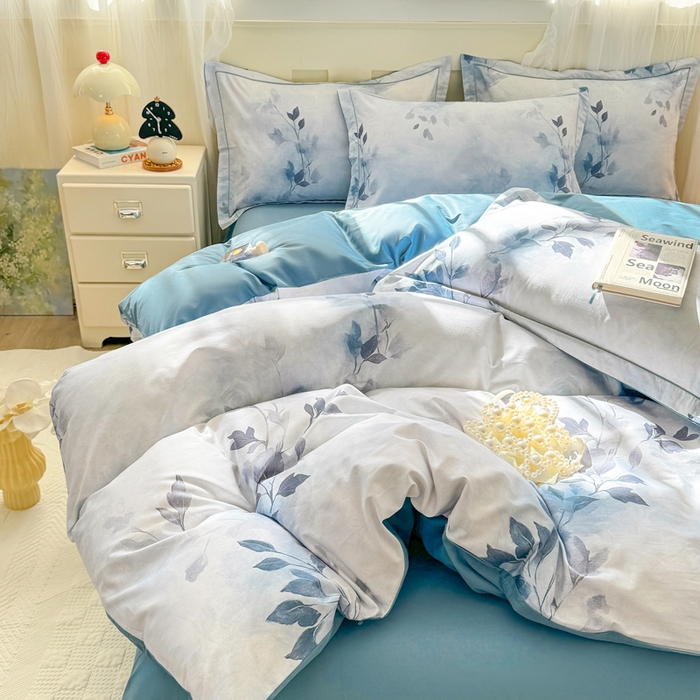 91家纺网 家纺一手货源 找家纺 红日子纺织品 2025新款全棉纯棉数码印花四件套 淡雅清风-蓝