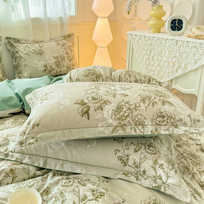 91家纺网 家纺一手货源 找家纺 红日子纺织品 2025新款全棉纯棉数码印花四件套 芳若-绿