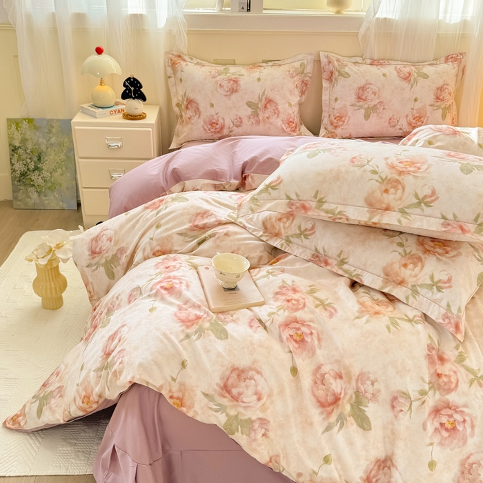 91家纺网 家纺一手货源 找家纺 红日子纺织品 2025新款全棉纯棉数码印花四件套 花情共舞-米