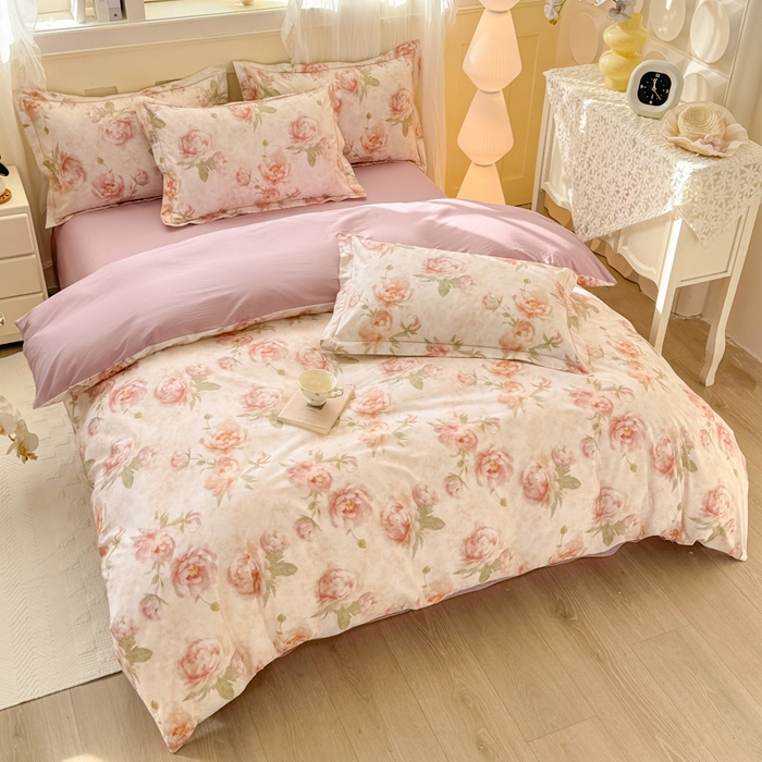 91家纺网 家纺一手货源 找家纺 红日子纺织品 2025新款全棉纯棉数码印花四件套 花情共舞-米