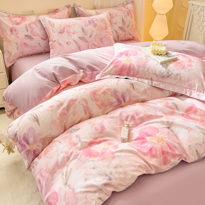 91家纺网 家纺一手货源 找家纺 红日子纺织品 2025新款全棉纯棉数码印花四件套 莫妮花园-粉