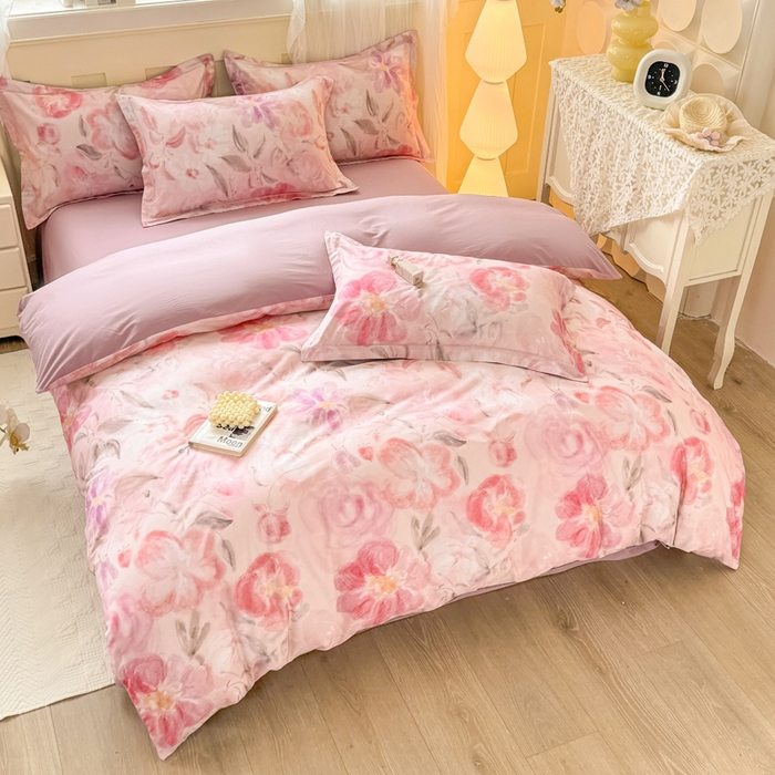 91家纺网 家纺一手货源 找家纺 红日子纺织品 2025新款全棉纯棉数码印花四件套 莫妮花园-粉