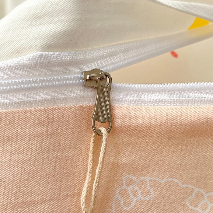 91家纺网 家纺一手货源 找家纺 金鑫汇家纺 2025新款喜羊羊与灰太狼全棉四件套 困困小狼羊