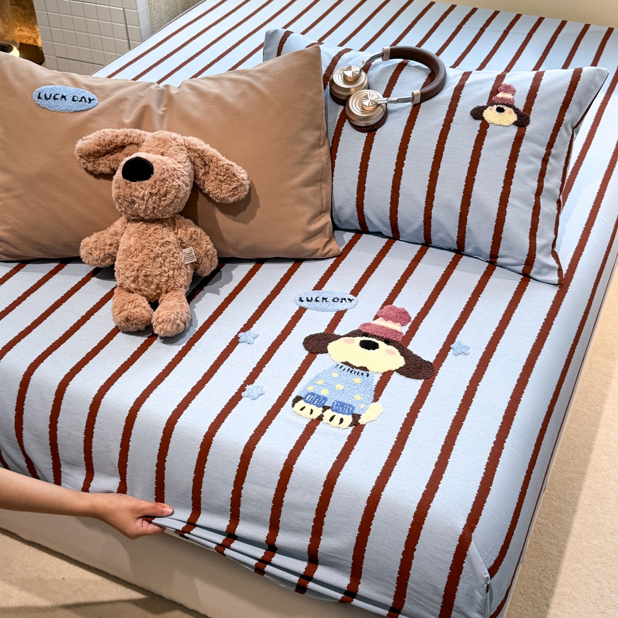 91家纺网 家纺一手货源 找家纺 （总）珺柔家纺 2025新款磨毛毛巾绣床笠