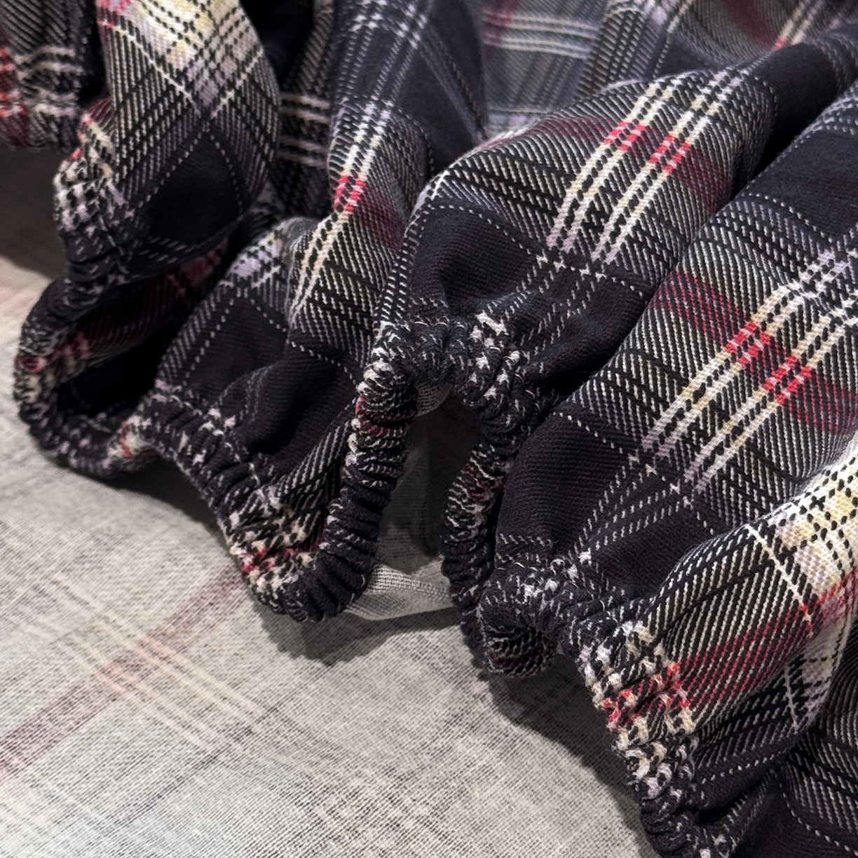 91家纺网 家纺一手货源 找家纺 珺柔家纺 2025新款磨毛毛巾绣床笠 风车小熊