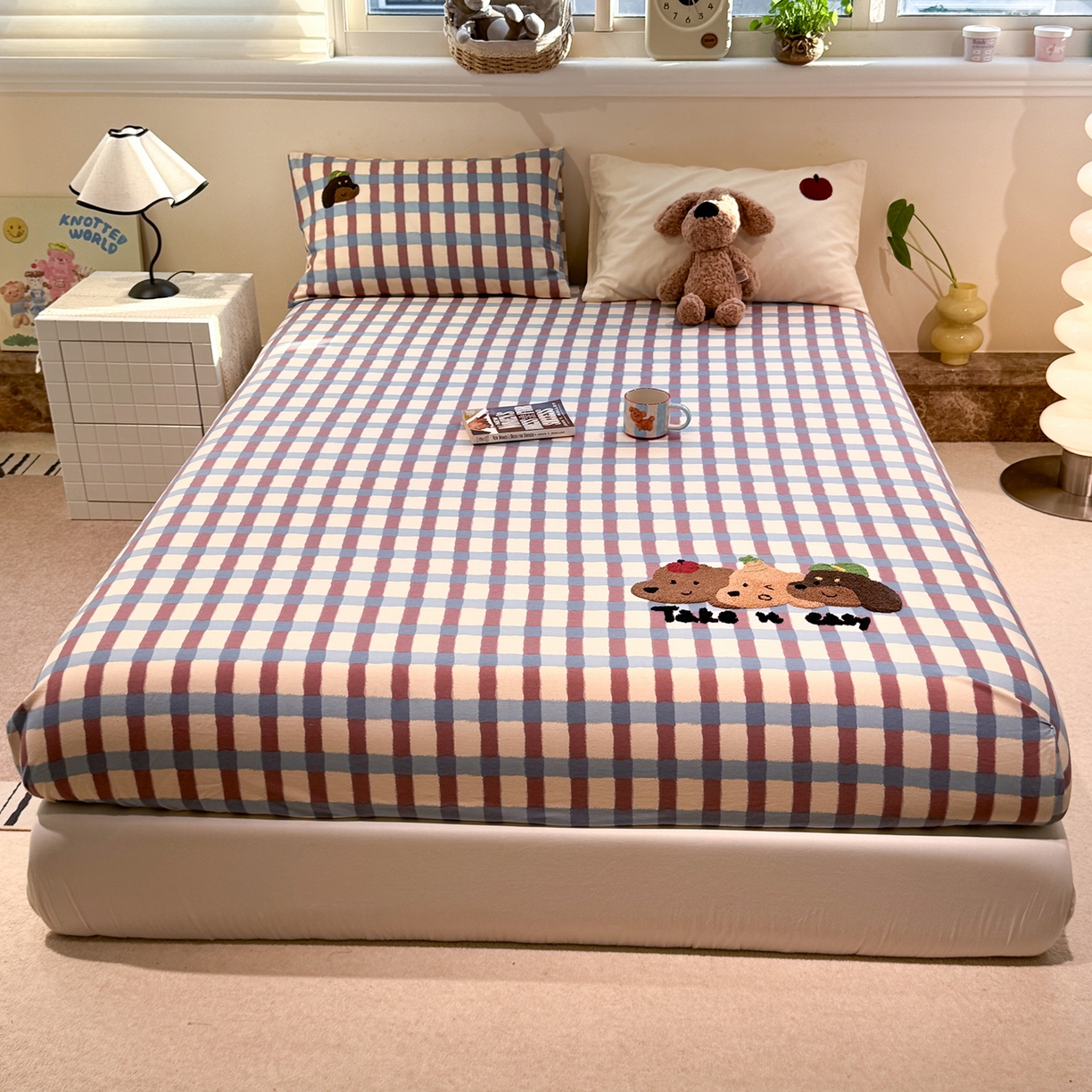 珺柔家纺 2025新款磨毛毛巾绣床笠 腊肠三小只