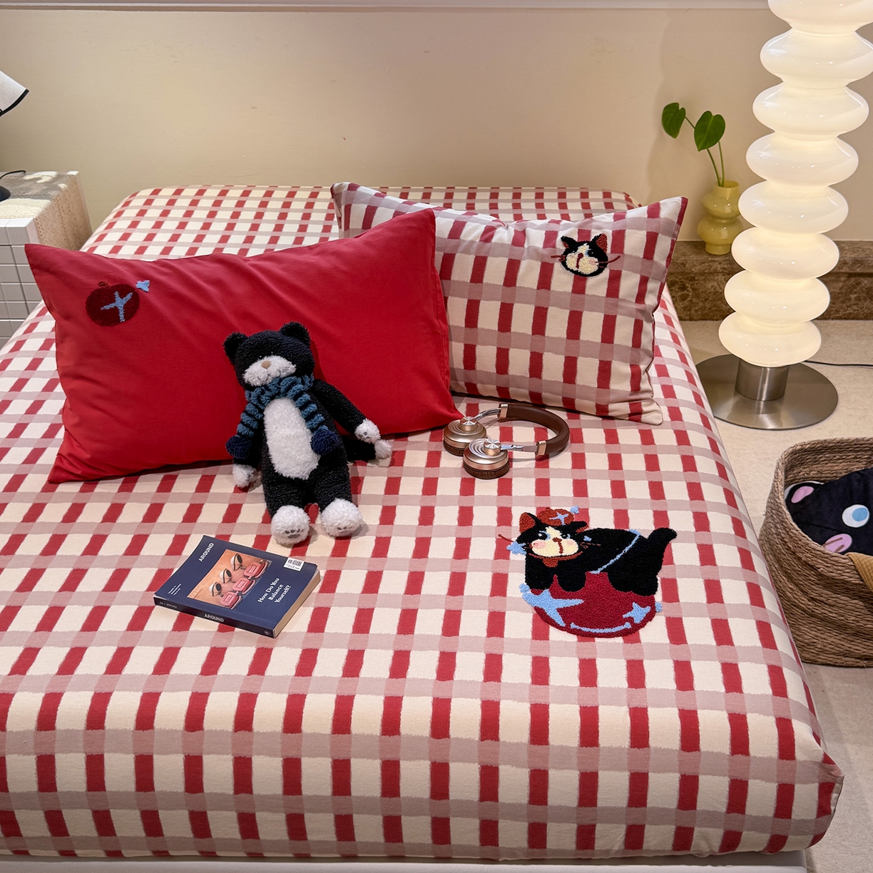 91家纺网 家纺一手货源 找家纺 珺柔家纺 2025新款磨毛毛巾绣床笠 萌神小喵