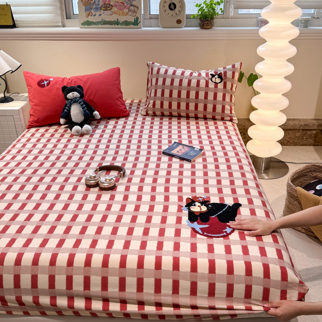 91家纺网 家纺一手货源 找家纺 珺柔家纺 2025新款磨毛毛巾绣床笠 萌神小喵