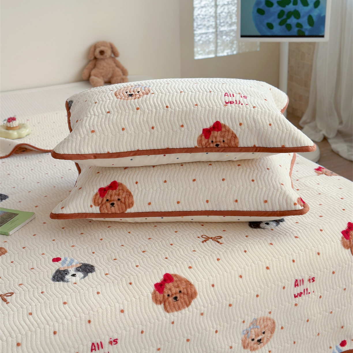 91家纺网 家纺一手货源 找家纺 暖生活 2025新款高克重牛奶绒床盖三件套 点点狗