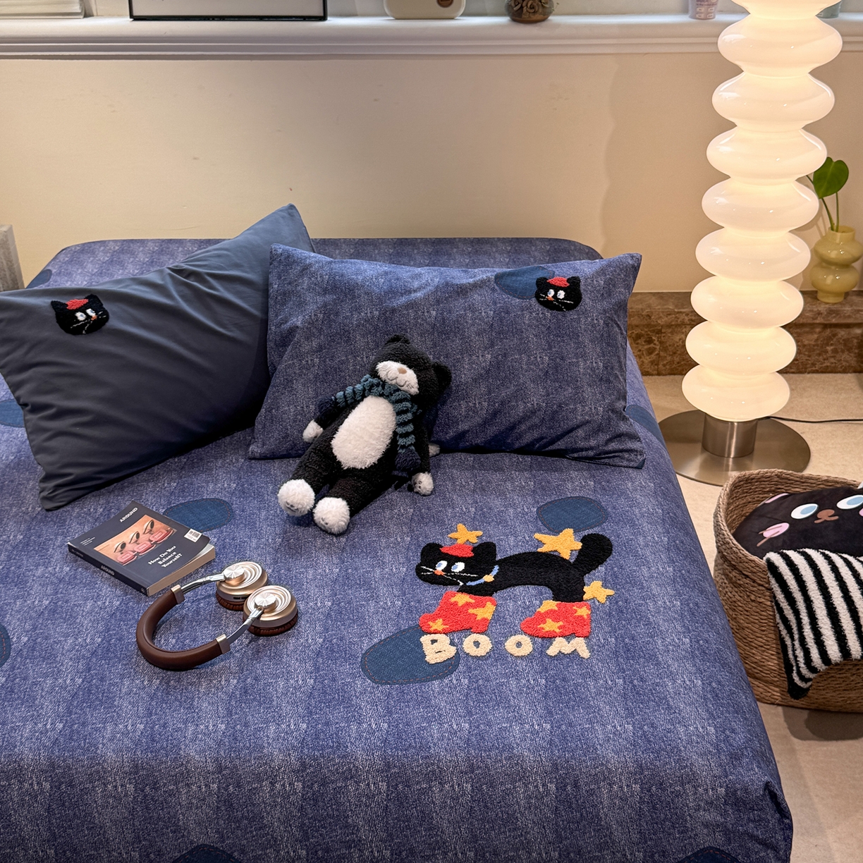 91家纺网 家纺一手货源 找家纺 珺柔家纺 2025新款磨毛毛巾绣床笠 牛仔猫