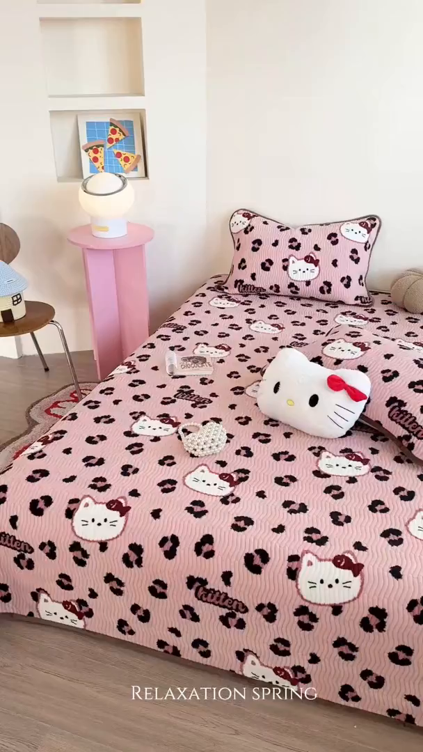 91家纺网 家纺一手货源 找家纺 暖生活 2025新款高克重牛奶绒床盖三件套 粉豹纹猫咪