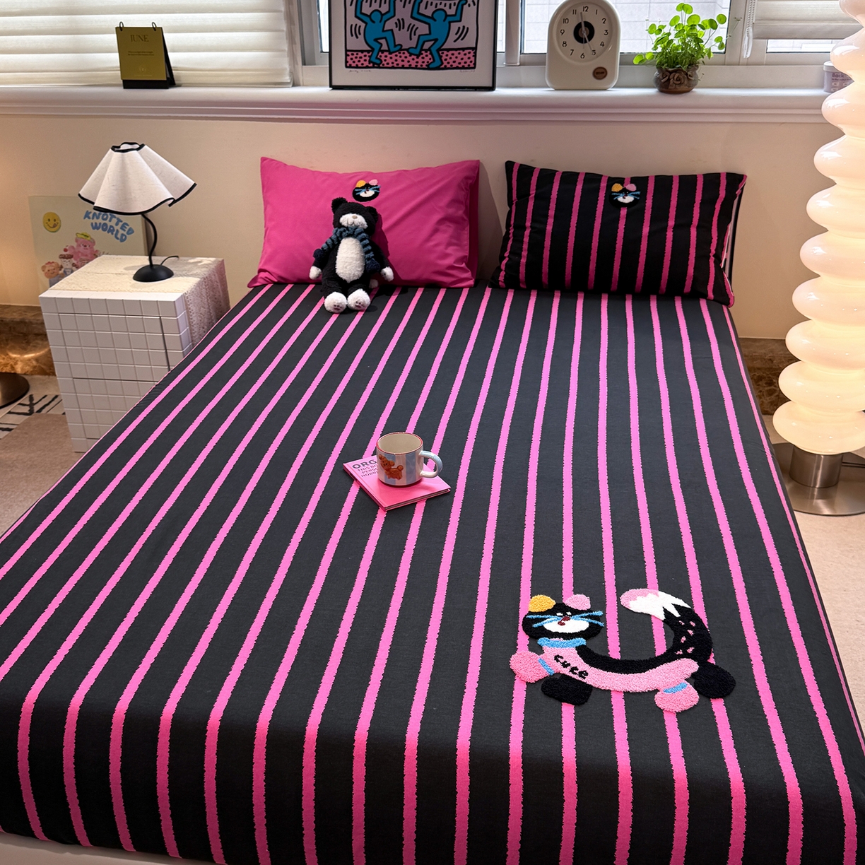 91家纺网 家纺一手货源 找家纺 珺柔家纺 2025新款磨毛毛巾绣床笠 小神猫