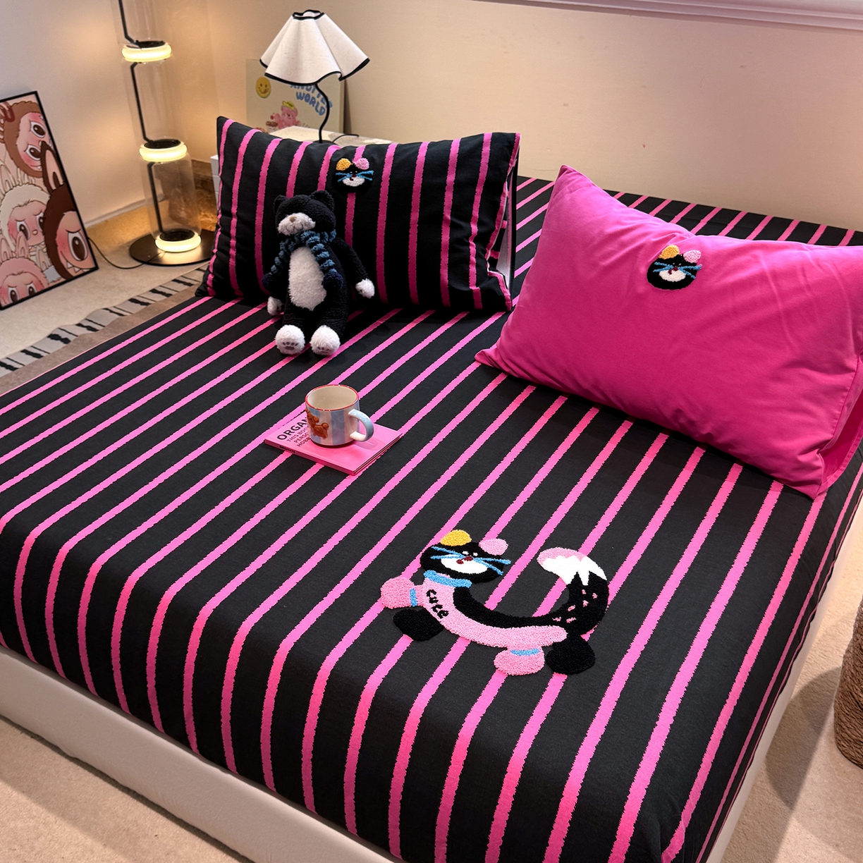 91家纺网 家纺一手货源 找家纺 珺柔家纺 2025新款磨毛毛巾绣床笠 小神猫