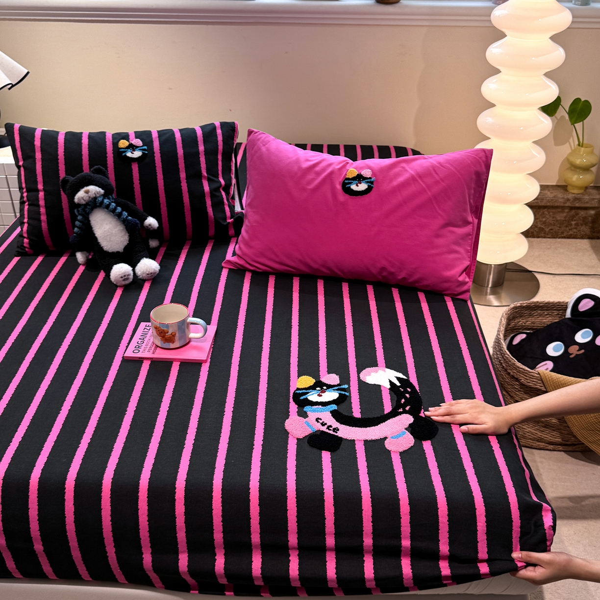 91家纺网 家纺一手货源 找家纺 珺柔家纺 2025新款磨毛毛巾绣床笠 小神猫