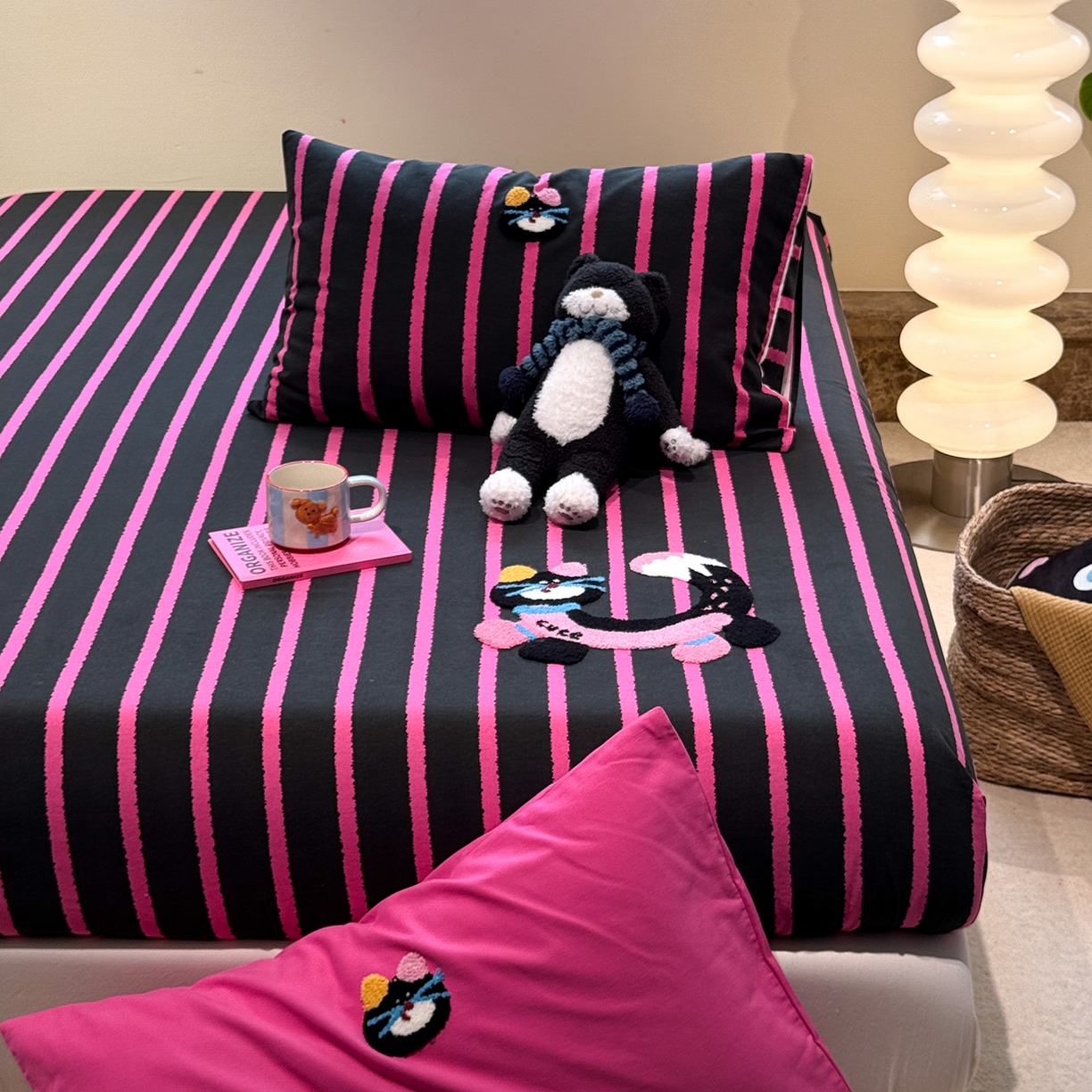 91家纺网 家纺一手货源 找家纺 珺柔家纺 2025新款磨毛毛巾绣床笠 小神猫