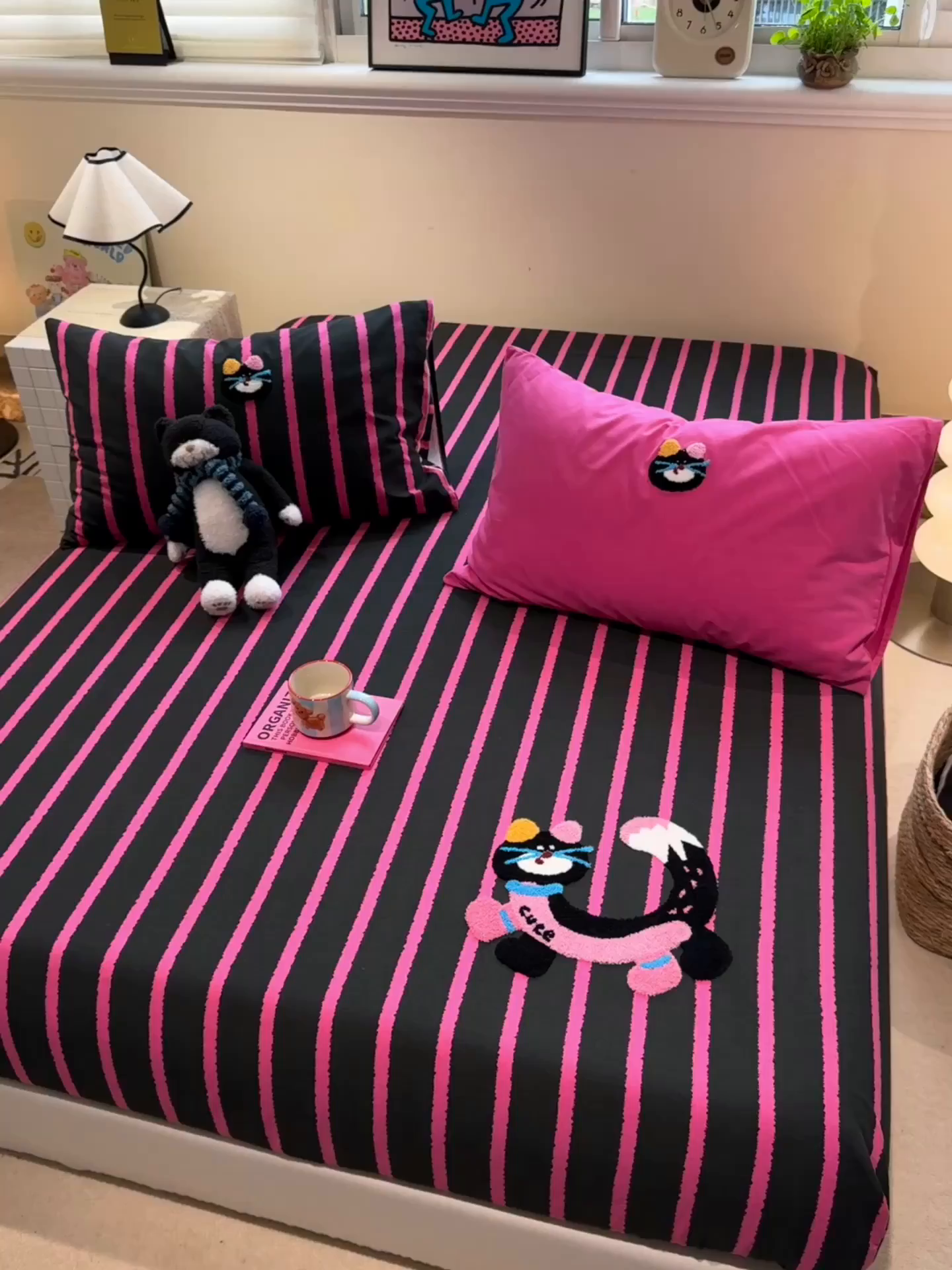 91家纺网 家纺一手货源 找家纺 珺柔家纺 2025新款磨毛毛巾绣床笠 小神猫