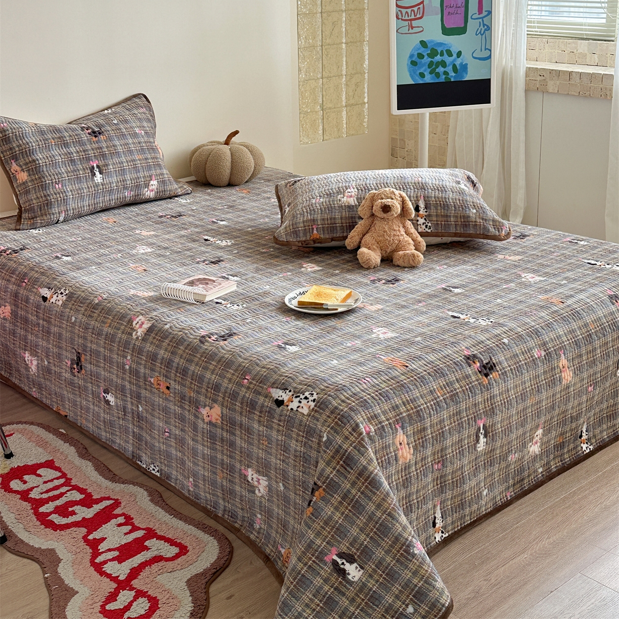 91家纺网 家纺一手货源 找家纺 暖生活 2025新款高克重牛奶绒床盖三件套 英伦小狗