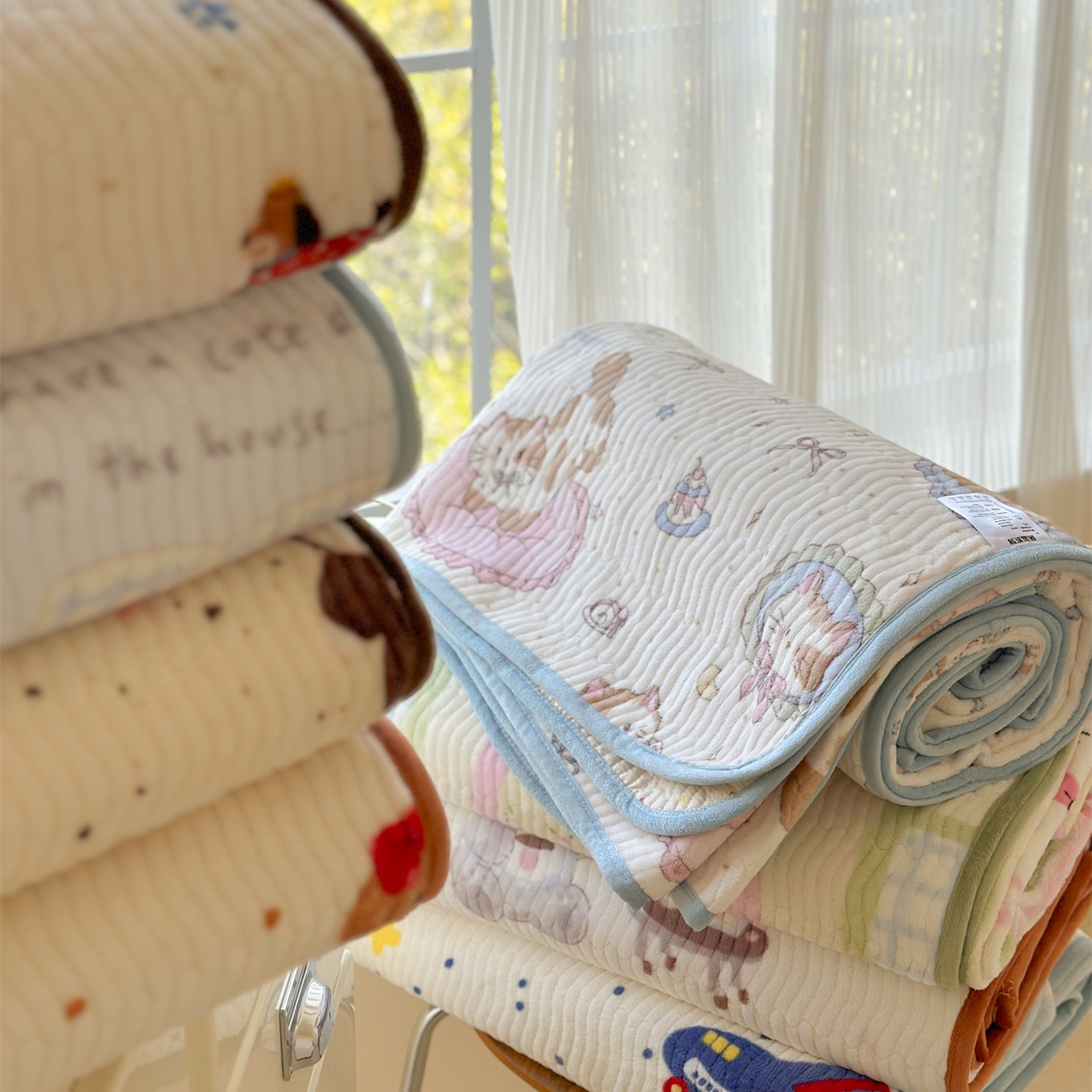 91家纺网 家纺一手货源 找家纺 暖生活 2025新款高克重牛奶绒床盖三件套 组合