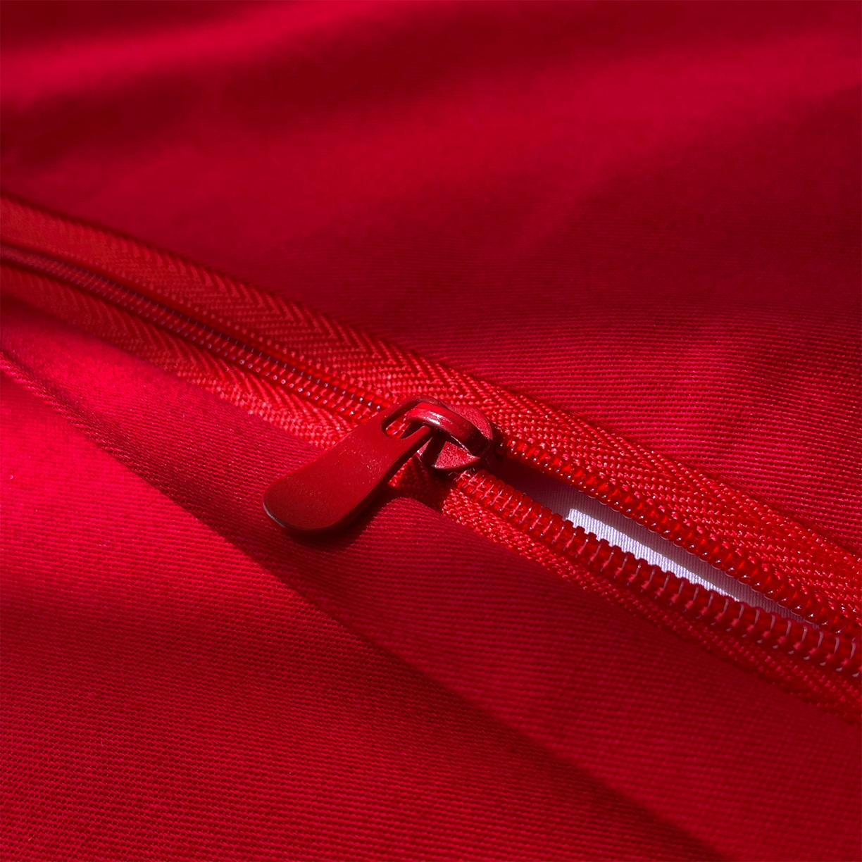 91家纺网 家纺一手货源 找家纺 芊囍纺 2024新款亲肤磨毛婚庆刺绣四件套龙凤传喜