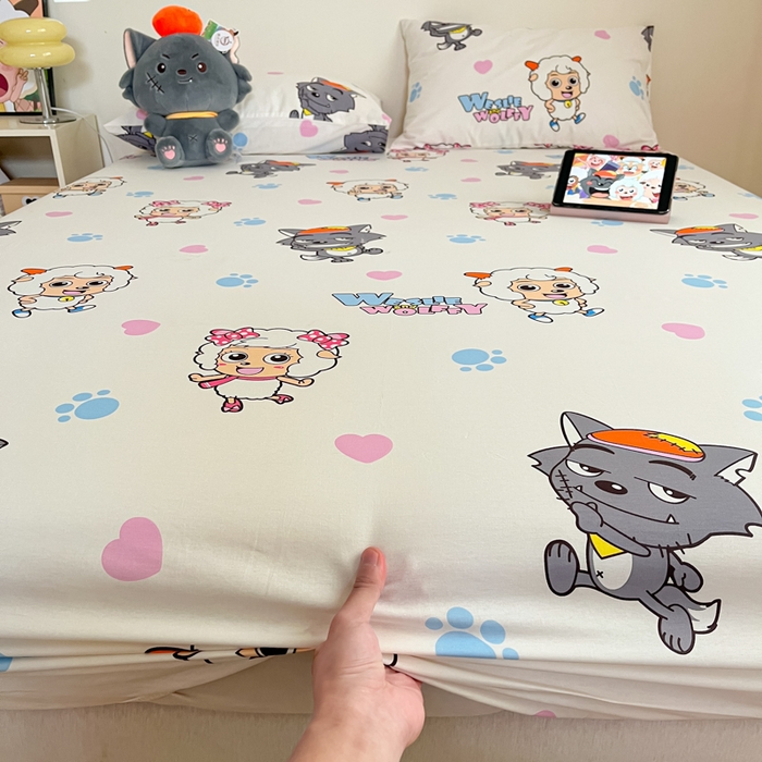 91家纺网 家纺一手货源 找家纺 金鑫汇家纺 2025新款喜羊羊与灰太狼全棉单品床笠 狼羊共舞