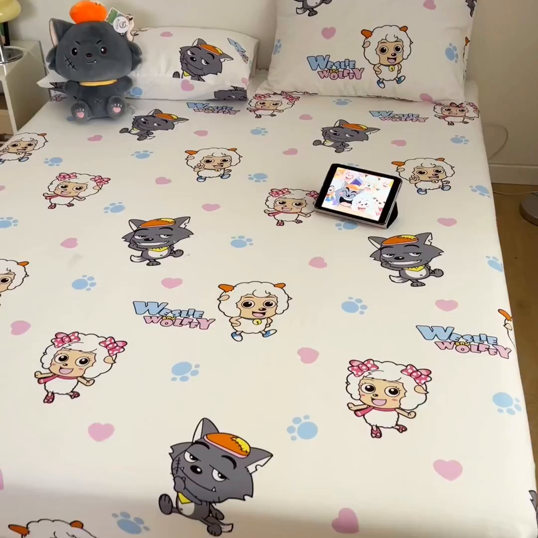 91家纺网 家纺一手货源 找家纺 金鑫汇家纺 2025新款喜羊羊与灰太狼全棉单品床笠 狼羊共舞