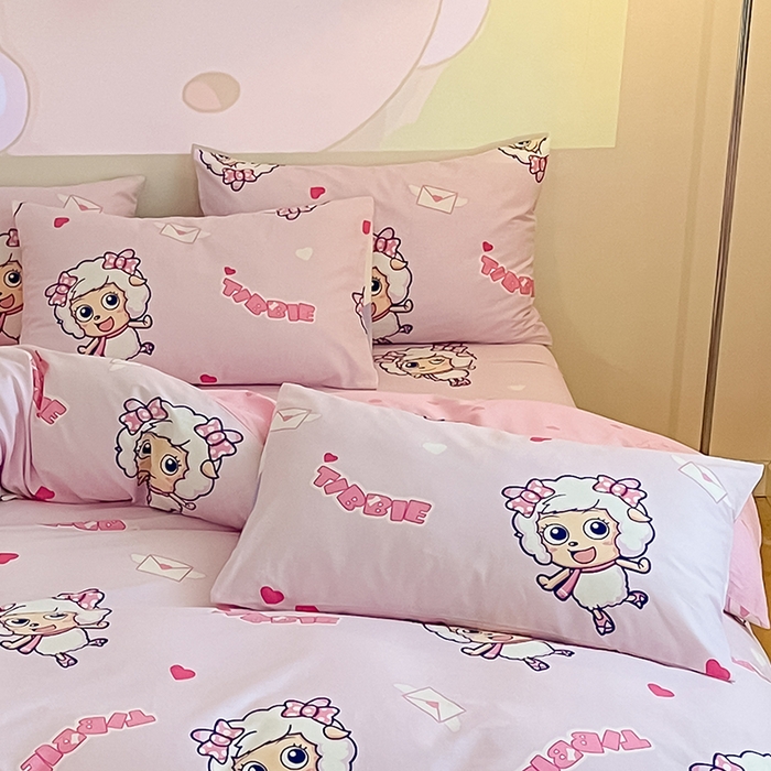 91家纺网 家纺一手货源 找家纺 金鑫汇家纺 2025新款喜羊羊与灰太狼全棉单品枕套 乖巧美羊羊