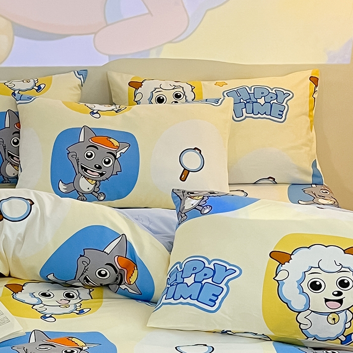 91家纺网 家纺一手货源 找家纺 金鑫汇家纺 2025新款喜羊羊与灰太狼全棉单品枕套 狼羊童话梦