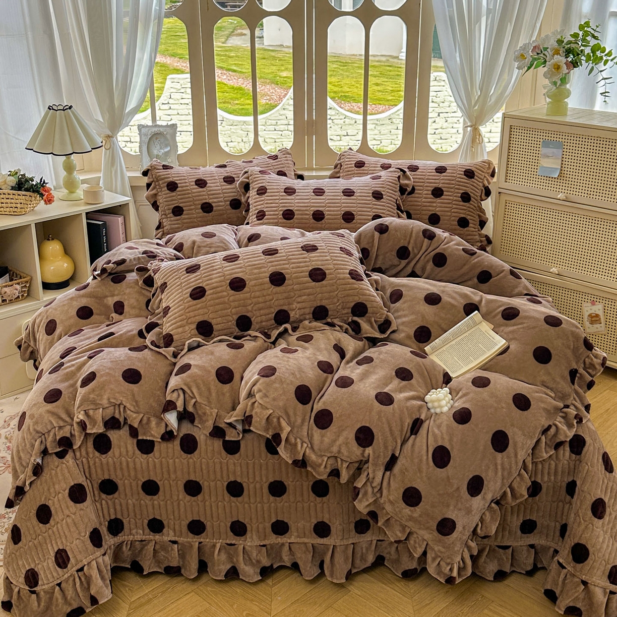 91家纺网 家纺一手货源 找家纺 （总）美梦家纺 2025新款牛奶绒花边夹棉床盖四件套