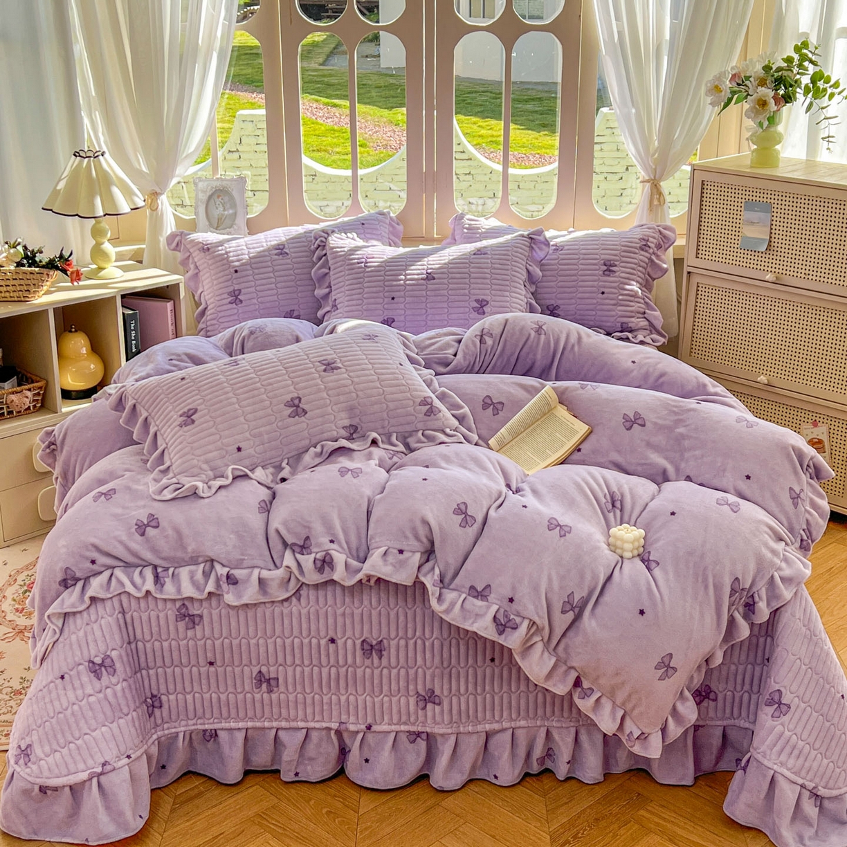 91家纺网 家纺一手货源 找家纺 （总）美梦家纺 2025新款牛奶绒花边夹棉床盖四件套