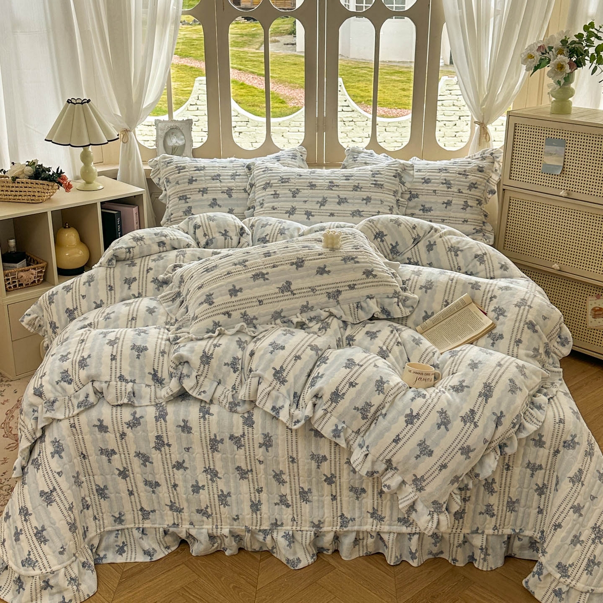 美梦家纺 2025新款牛奶绒花边夹棉床盖四件套 蕾丝花-蓝