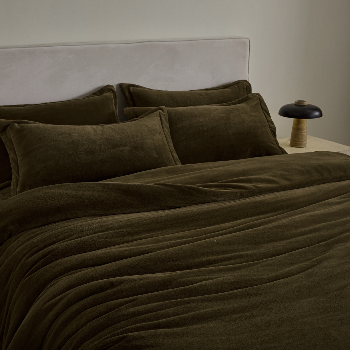 91家纺网 家纺一手货源 找家纺 禧禾 2025新款A类300G醇厚速暖绒四件套-莫兰迪莫兰迪-橄榄绿