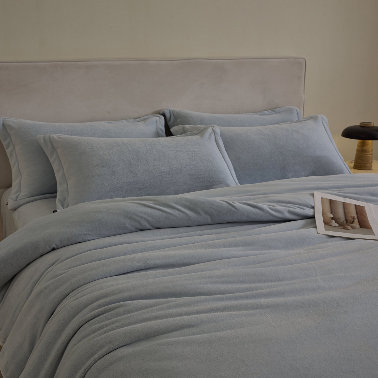 91家纺网 家纺一手货源 找家纺 禧禾 2025新款A类300G醇厚速暖绒四件套-莫兰迪莫兰迪-雨灰蓝