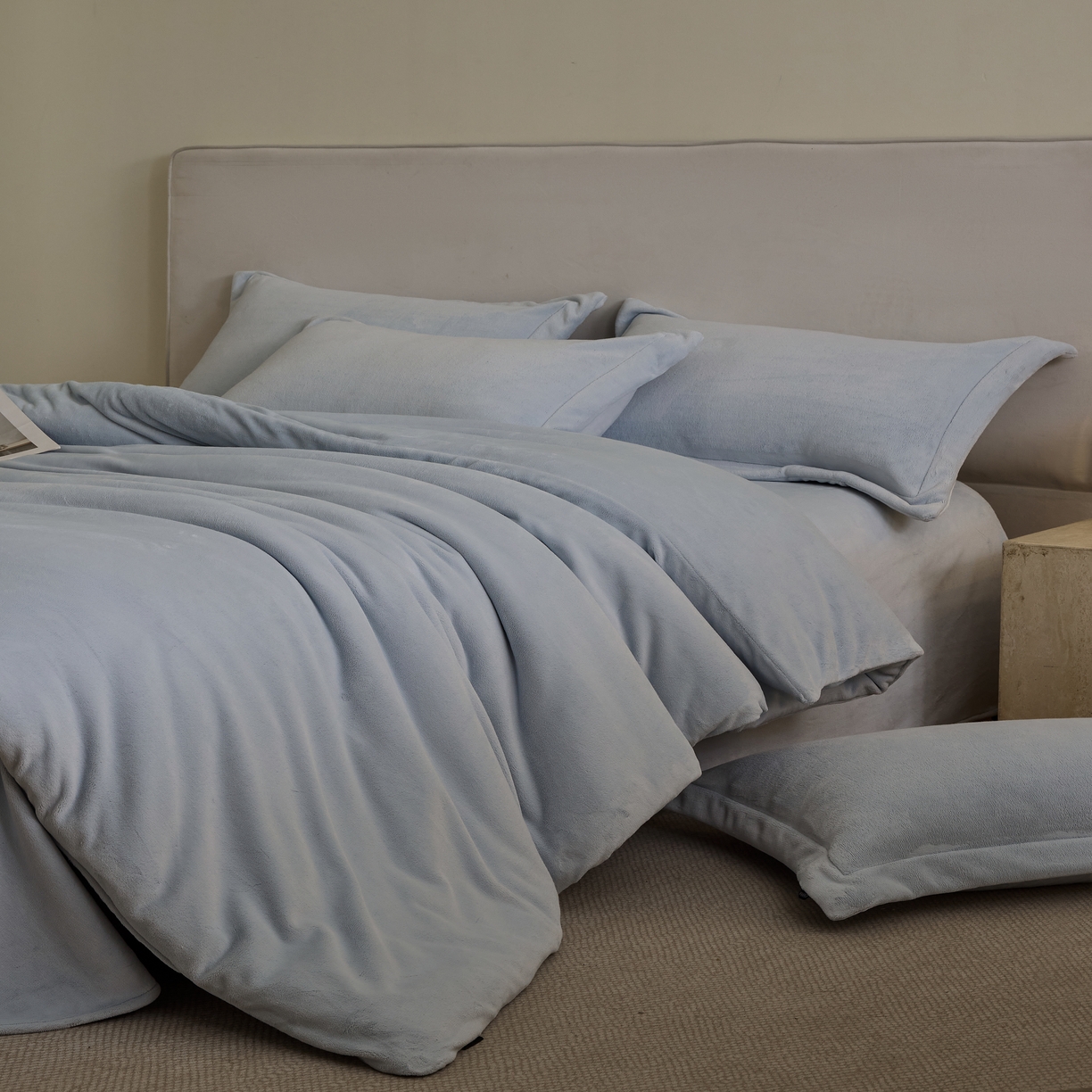 91家纺网 家纺一手货源 找家纺 禧禾 2025新款A类300G醇厚速暖绒四件套-莫兰迪莫兰迪-雨灰蓝