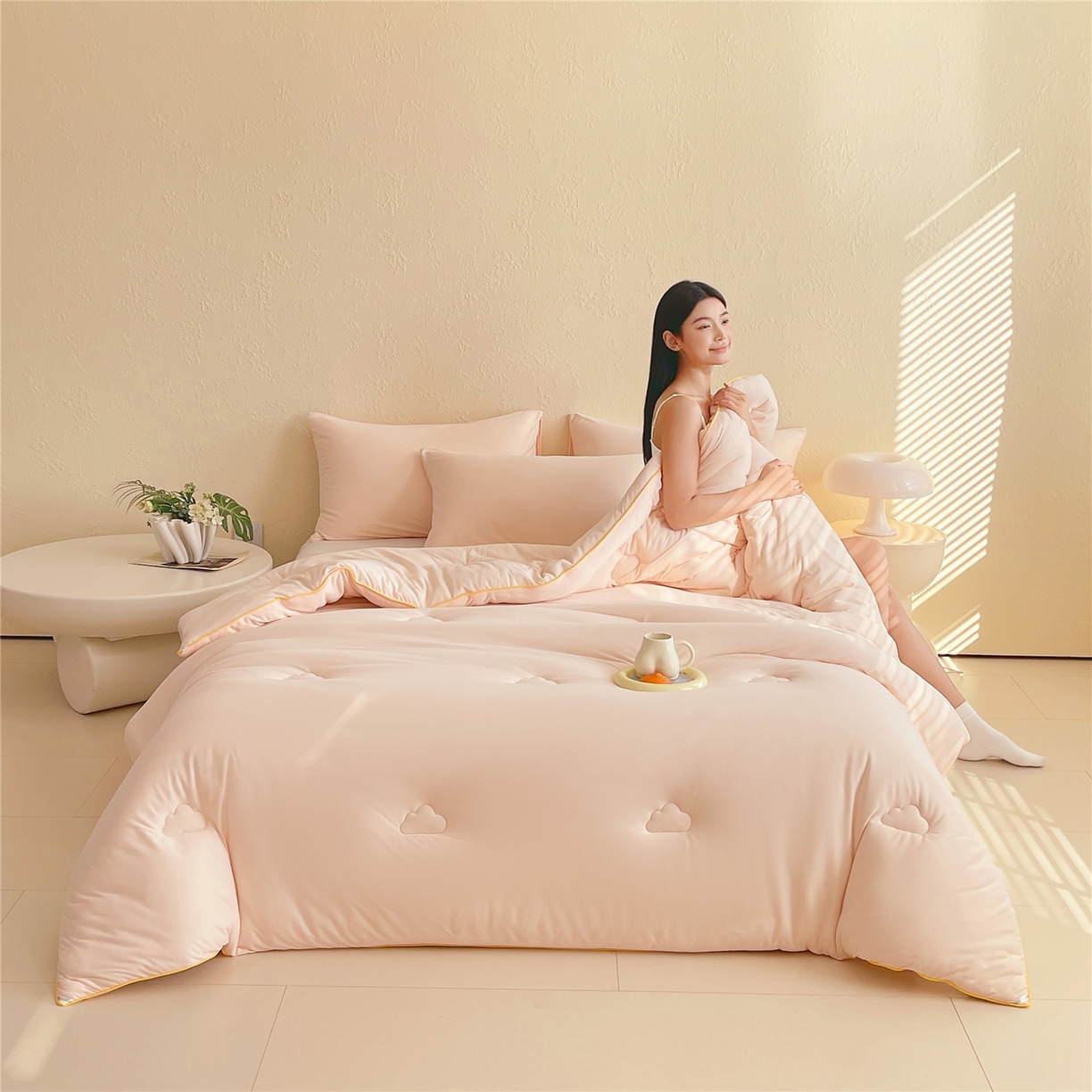 91家纺网 家纺一手货源 找家纺 （总）佰亿莱 2025新款亲肤超柔云朵棉牛奶大豆被子被芯