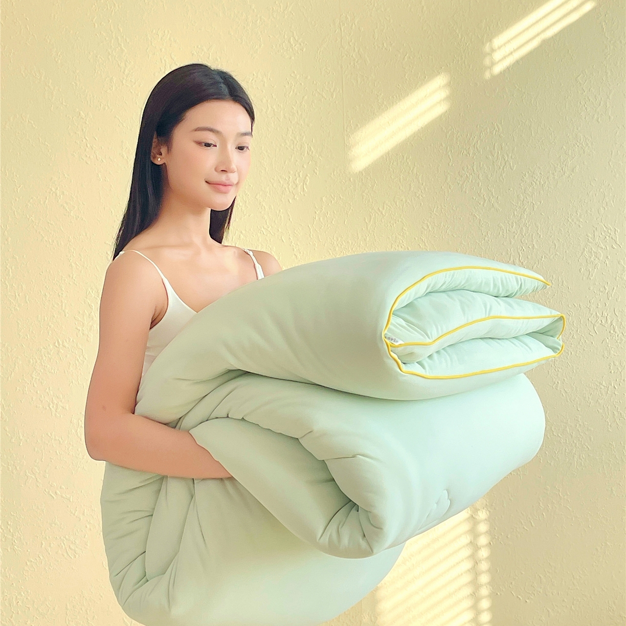 91家纺网 家纺一手货源 找家纺 佰亿莱 2026新款亲肤超柔云朵棉牛奶大豆被子被芯 清新绿