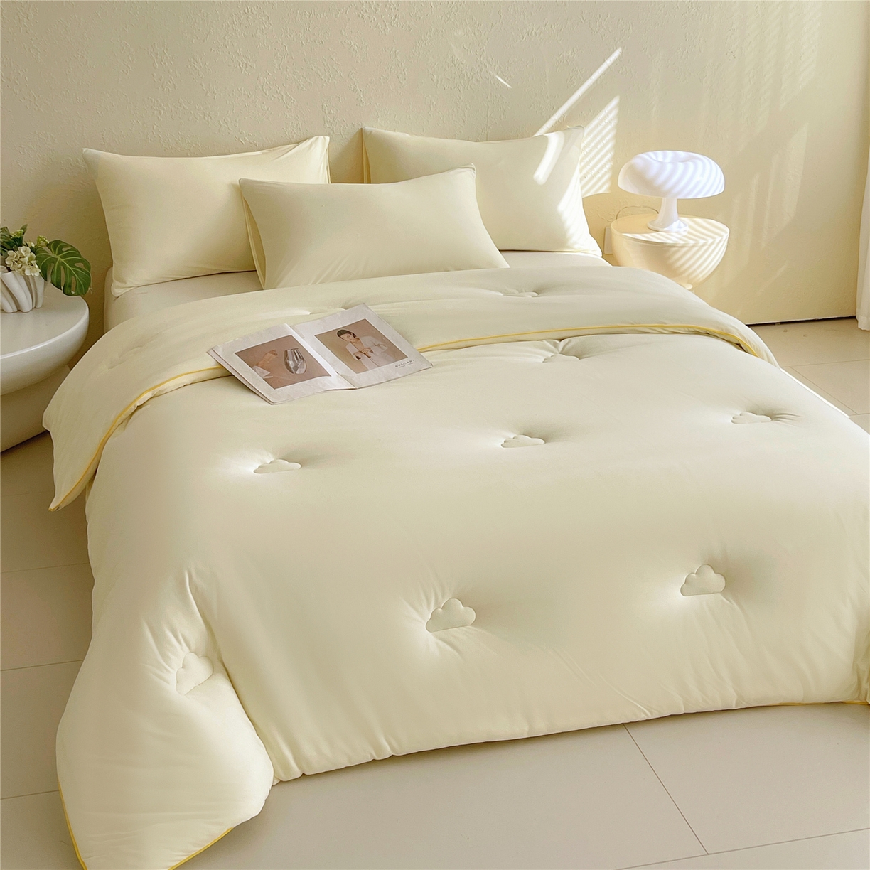 91家纺网 家纺一手货源 找家纺 佰亿莱 2026新款亲肤超柔云朵棉牛奶大豆被子被芯 月光白