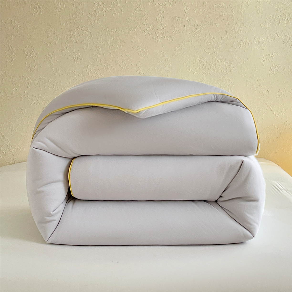 91家纺网 家纺一手货源 找家纺 佰亿莱 2026新款亲肤超柔云朵棉牛奶大豆被子被芯 银灰