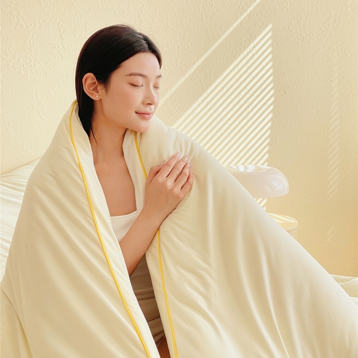 91家纺网 家纺一手货源 找家纺 （总）佰亿莱 2025新款亲肤超柔云朵棉牛奶大豆被子被芯