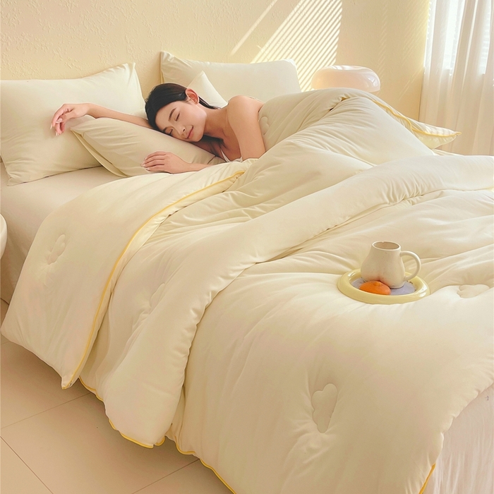 91家纺网 家纺一手货源 找家纺 （总）佰亿莱 2025新款亲肤超柔云朵棉牛奶大豆被子被芯