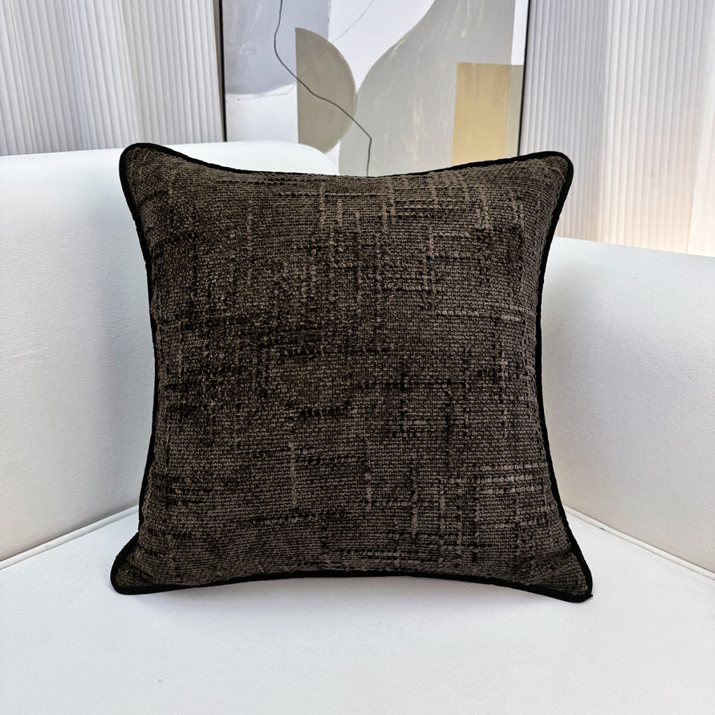 91家纺网 家纺一手货源 找家纺 （总）爱家居 2025新款纯色加厚雪尼尔纹理抱枕轻奢家居靠垫沙发床头靠包枕可拆洗