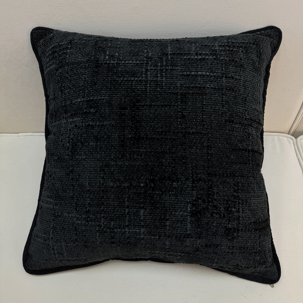 91家纺网 家纺一手货源 找家纺 爱家居 2025新款纯色加厚雪尼尔纹理抱枕轻奢家居靠垫沙发床头靠包枕可拆洗 轻奢雪尼尔—黑色