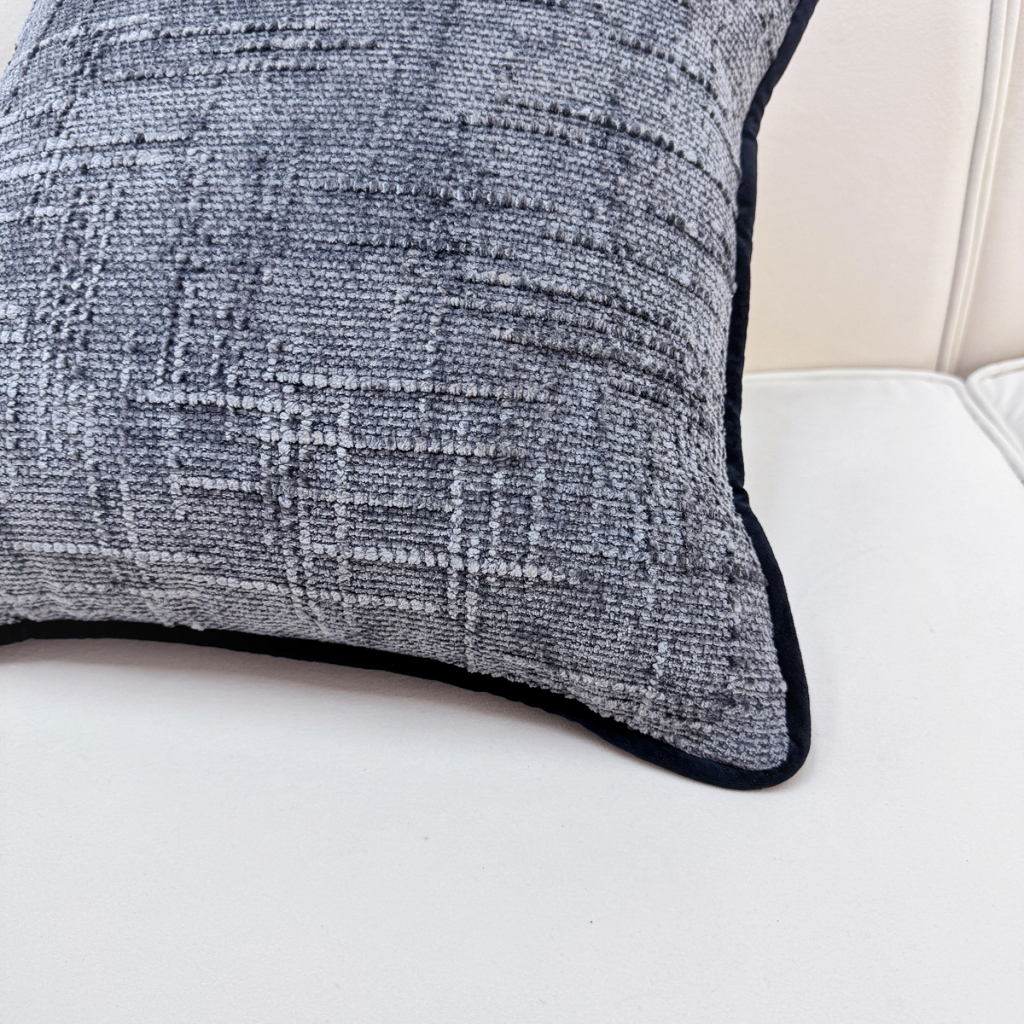 91家纺网 家纺一手货源 找家纺 爱家居 2025新款纯色加厚雪尼尔纹理抱枕轻奢家居靠垫沙发床头靠包枕可拆洗 轻奢雪尼尔—灰色