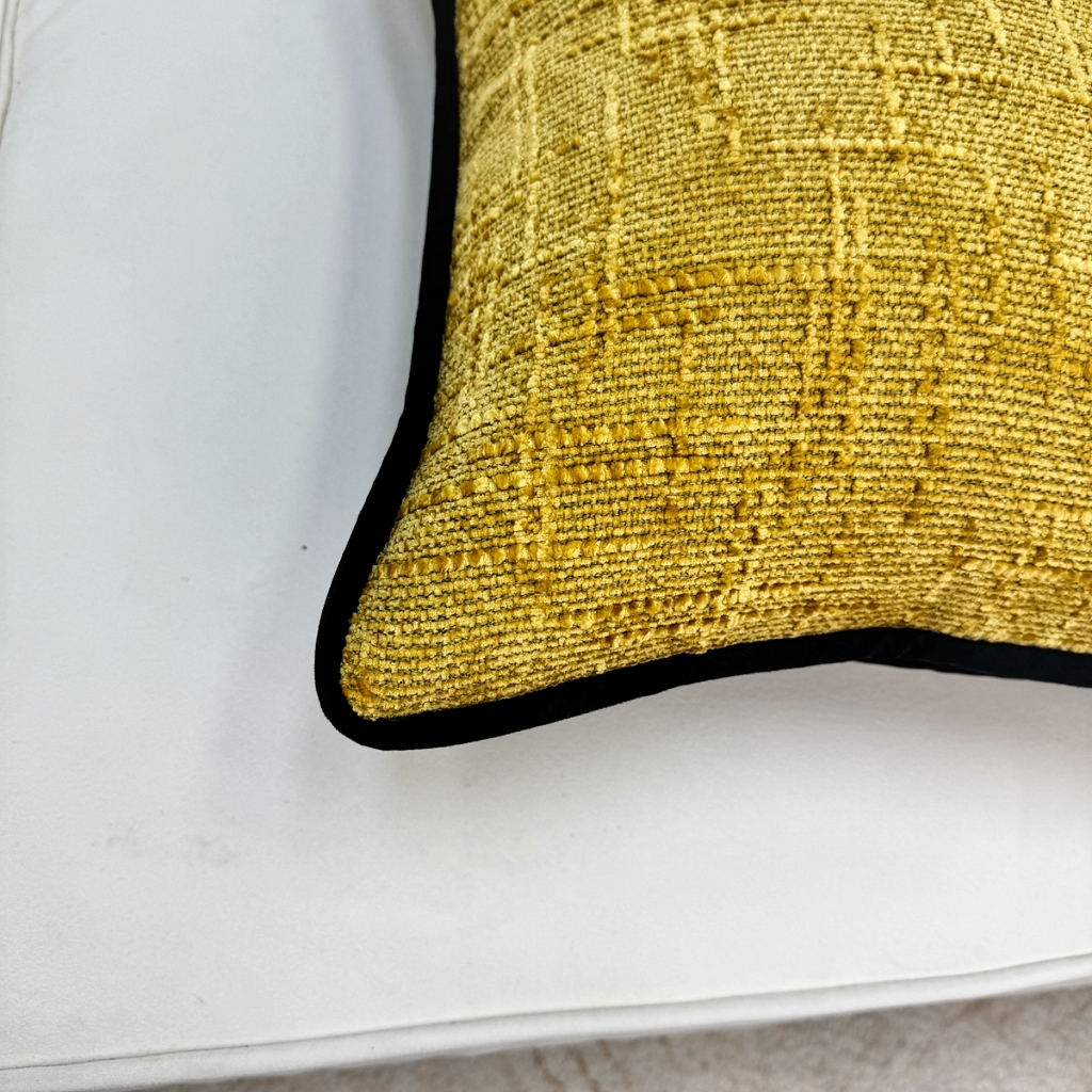 91家纺网 家纺一手货源 找家纺 爱家居 2025新款纯色加厚雪尼尔纹理抱枕轻奢家居靠垫沙发床头靠包枕可拆洗 轻奢雪尼尔—姜黄