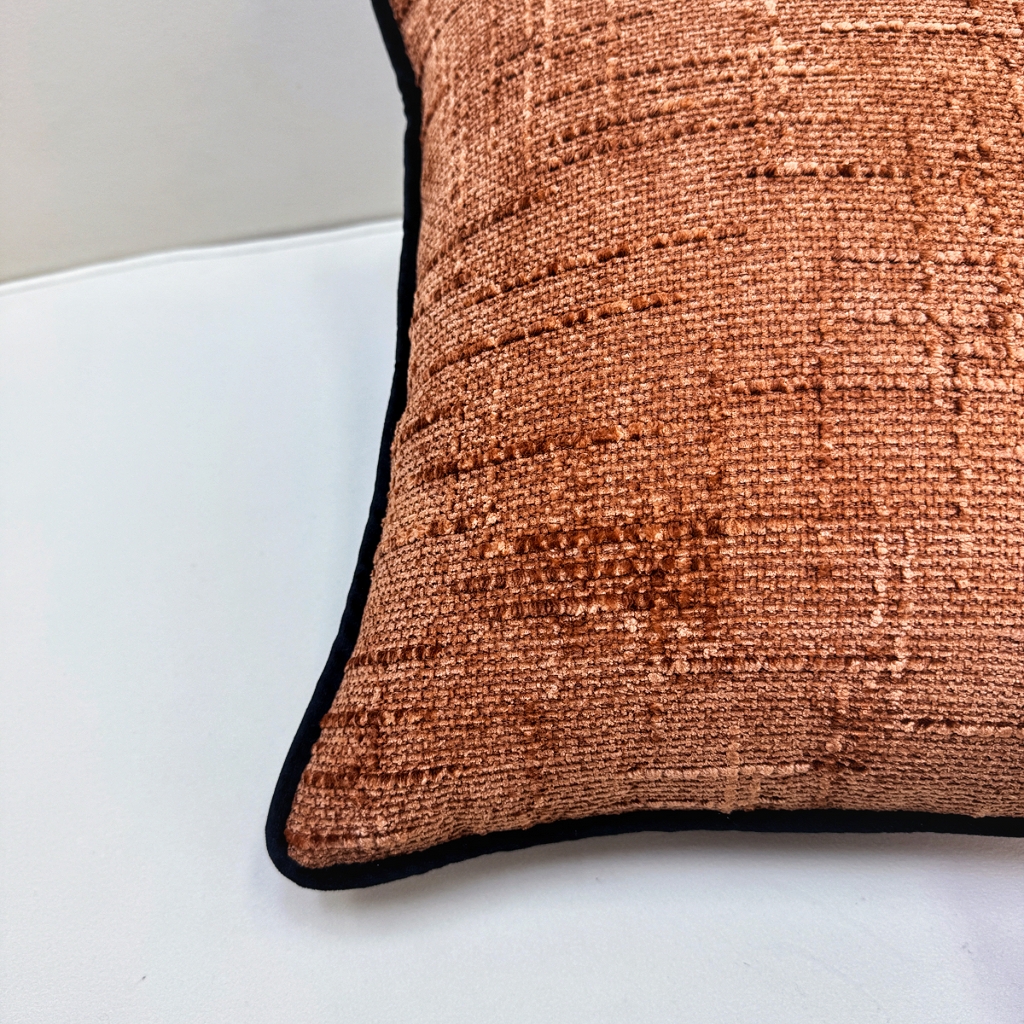 91家纺网 家纺一手货源 找家纺 爱家居 2025新款纯色加厚雪尼尔纹理抱枕轻奢家居靠垫沙发床头靠包枕可拆洗 轻奢雪尼尔—橘